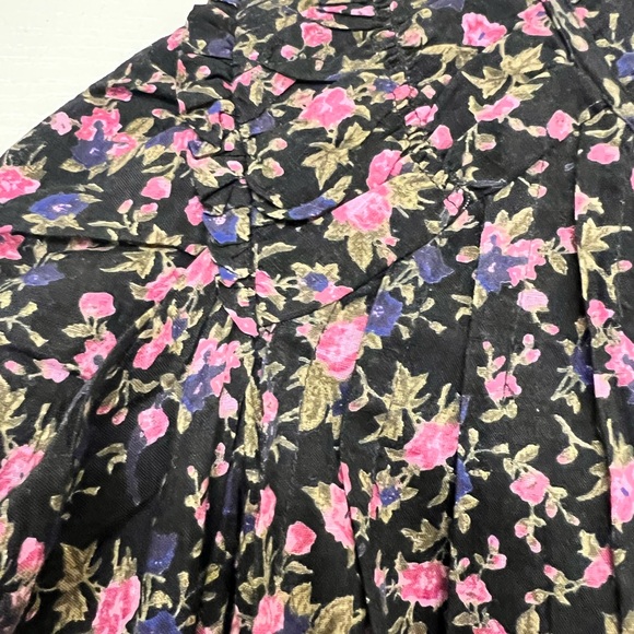 Free People Top NWT Long Sleeve Boho Floral Tie Neck Shirring Button Front GORG! - Picture 9 of 13